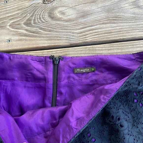 J McLaughlin Black / Purple Floral Eyelet Skirt 10 - Picture 4 of 5